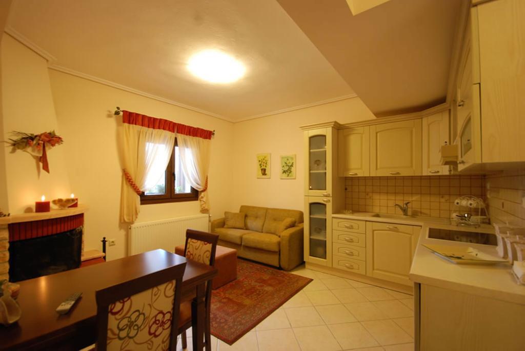 Valentini Guesthouse Karpenísion Cameră foto